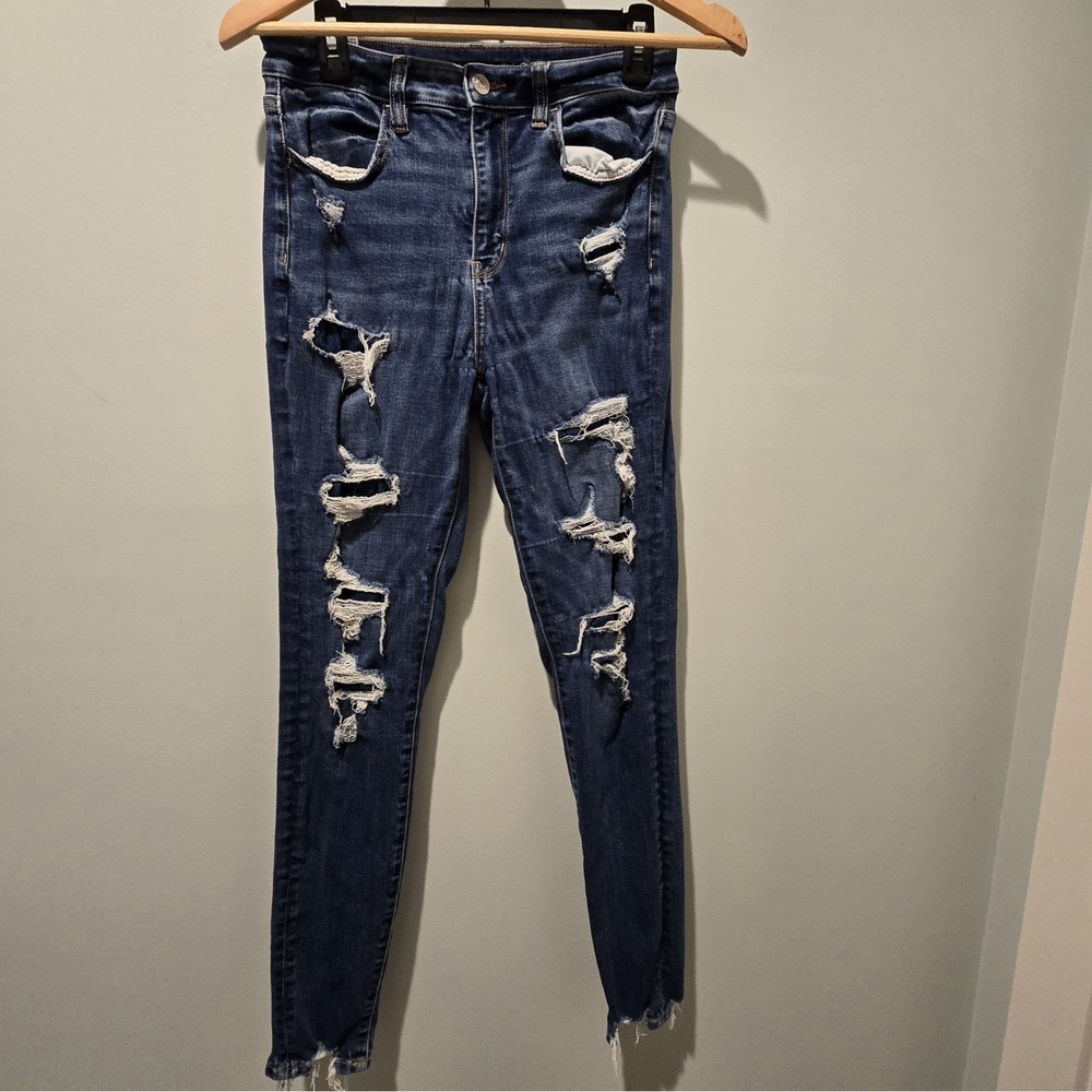 American Eagle Size 6 Next Level Stretch Super Hi‎ Rise Jegging Raw Hem Distress